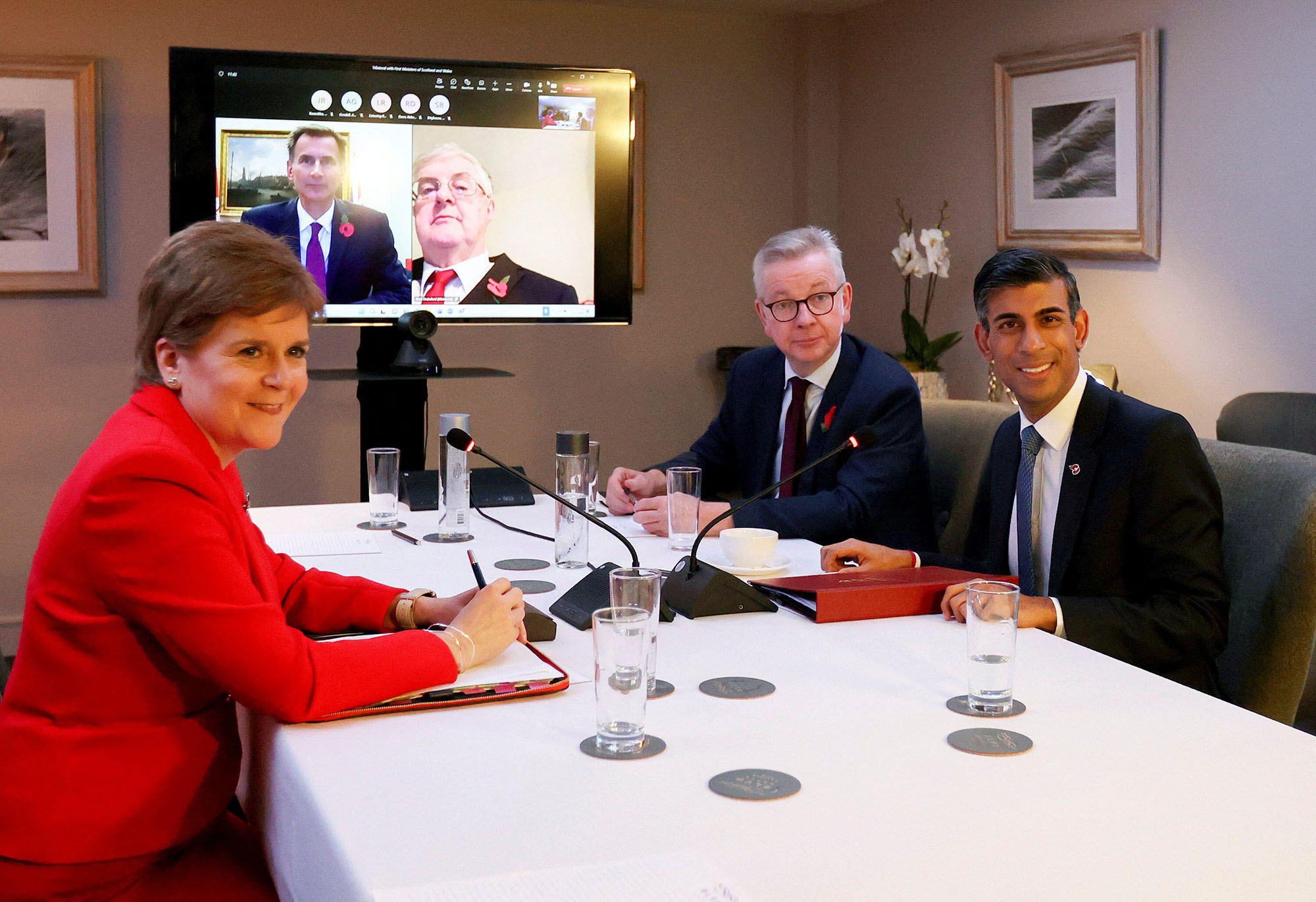 Nicola Sturgeon and Rishi Sunak