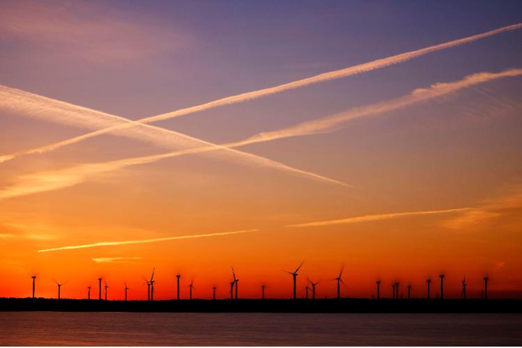 Offshore wind farm (Phil Stock / Alamy Stock Photo)